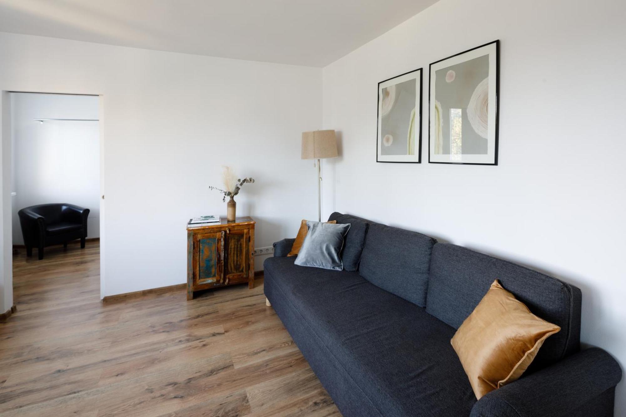 Brivibas Yard Apartment With Parking In City Center Riga Luaran gambar